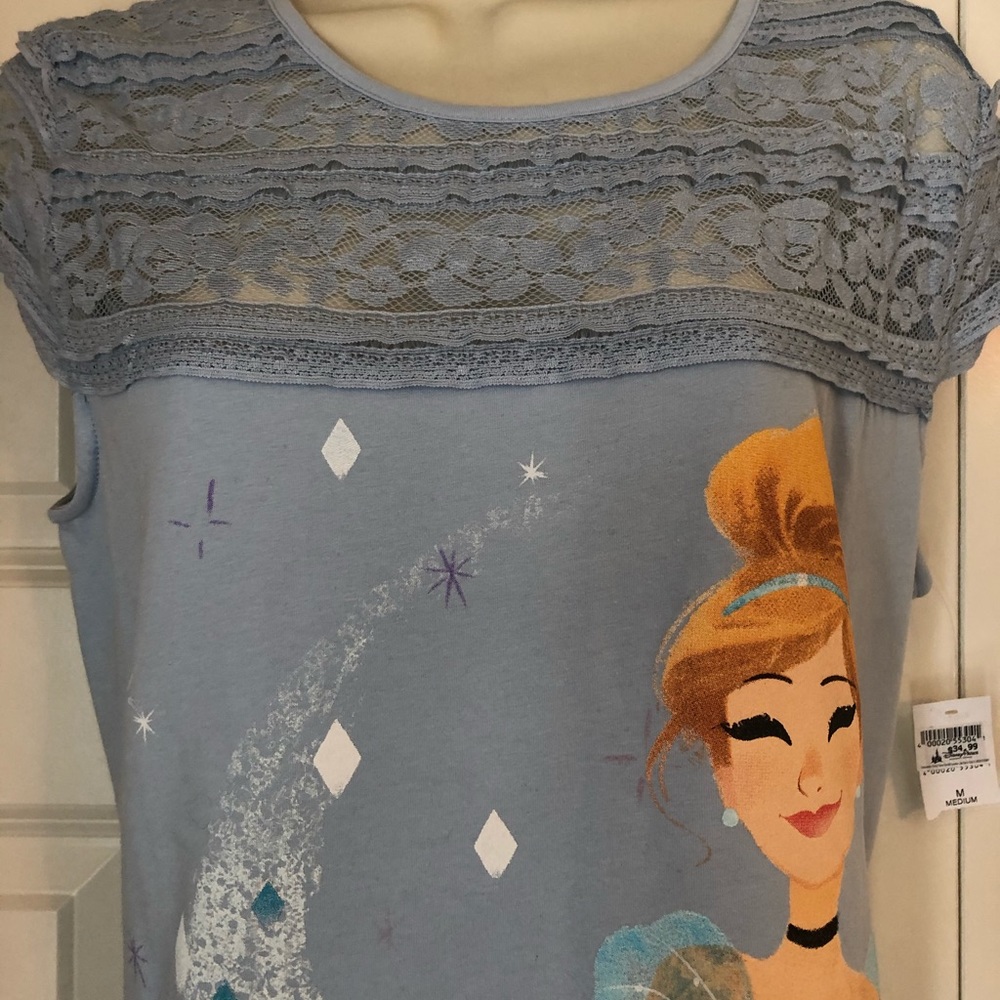 NWT Disney parks Cinderella top size medium - Picture 3 of 4